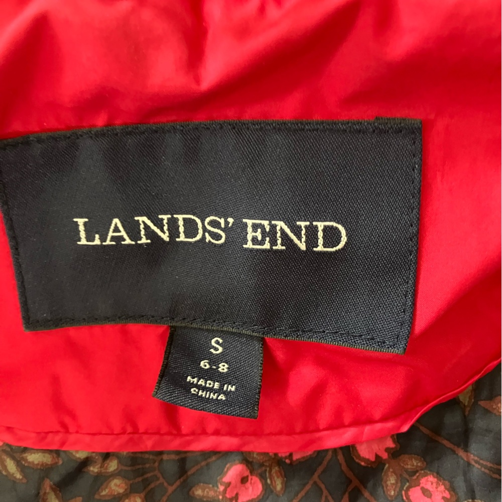 Size small 6-8 dark rose Lands' End Pink Puffer Jacket with Quilted Design belt - Picture 6 of 10